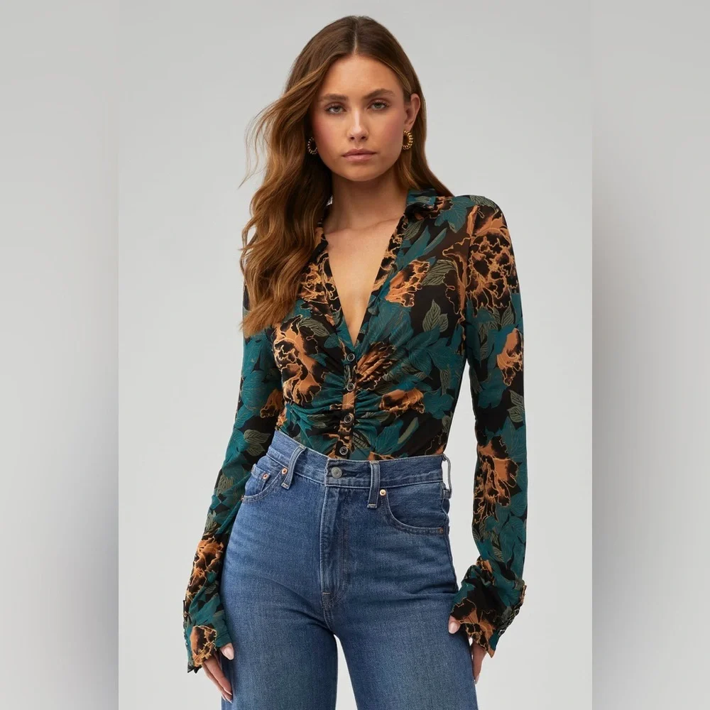 FREE PEOPLE LUCKY SHIRTEE Size Medium